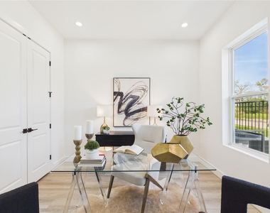 2421 Harrington Street - Photo Thumbnail 13