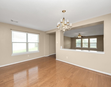 15202 Lynford Crest Drive - Photo Thumbnail 11