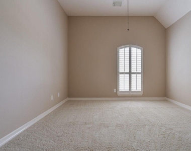 12406 Santiago Cove Lane - Photo Thumbnail 23
