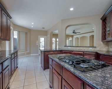 12406 Santiago Cove Lane - Photo Thumbnail 4