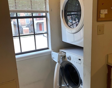 2401 Sycamore Avenue - Photo Thumbnail 7