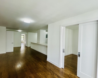 400 East 89th Street, 6J - Photo Thumbnail 3