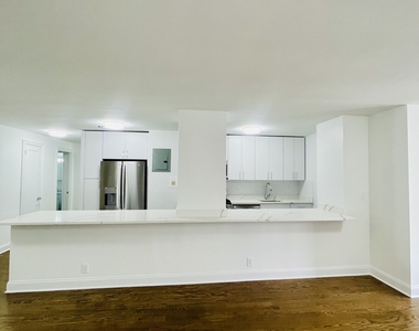 400 East 89th Street, 6J - Photo Thumbnail 4