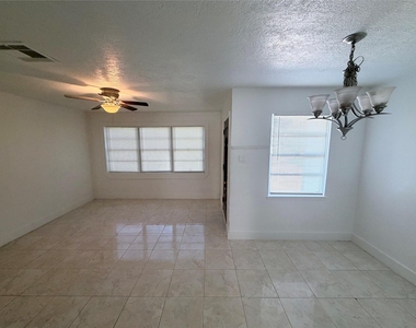 2217 Basket Street - Photo Thumbnail 4