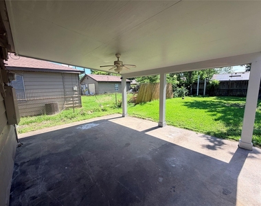 2217 Basket Street - Photo Thumbnail 11