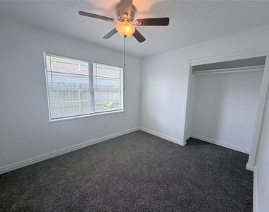 2217 Basket Street - Photo Thumbnail 9