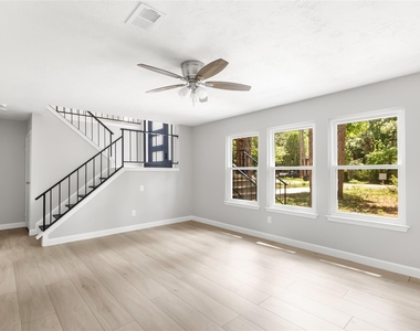 2108 W Lacey Oak Circle - Photo Thumbnail 14