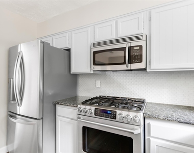2108 W Lacey Oak Circle - Photo Thumbnail 27