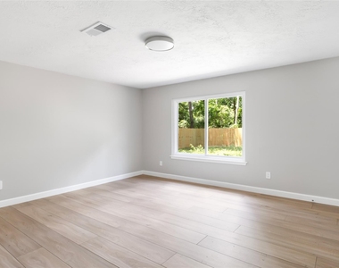 2108 W Lacey Oak Circle - Photo Thumbnail 15