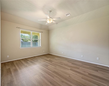 39 Butternut Grove Place - Photo Thumbnail 13