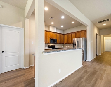 39 Butternut Grove Place - Photo Thumbnail 5