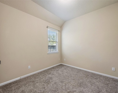 39 Butternut Grove Place - Photo Thumbnail 19