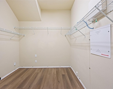 39 Butternut Grove Place - Photo Thumbnail 16