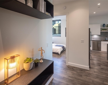 1211 Caroline Street - Photo Thumbnail 10
