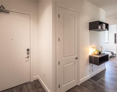 1211 Caroline Street - Photo Thumbnail 9