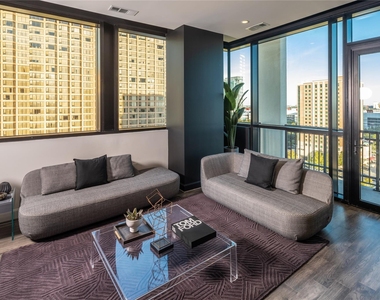1211 Caroline Street - Photo Thumbnail 2