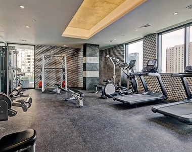 1211 Caroline Street - Photo Thumbnail 25