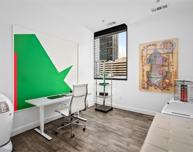 1211 Caroline Street - Photo Thumbnail 12