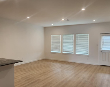 1503 Native Reef Way - Photo Thumbnail 1