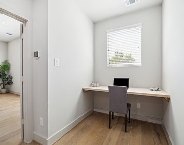 5237 Hillman Street - Photo Thumbnail 3