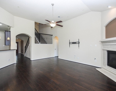 4803 Terrance Fall Drive - Photo Thumbnail 4
