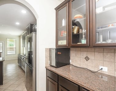 4803 Terrance Fall Drive - Photo Thumbnail 8