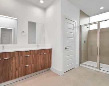 4407 Abaco Lane - Photo Thumbnail 16