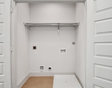 4407 Abaco Lane - Photo Thumbnail 23