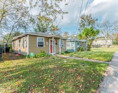 4753 Mallow Street - Photo Thumbnail 1