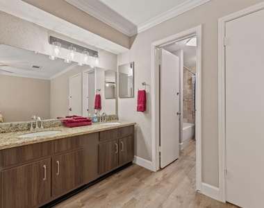 9200 W Bellfort Street - Photo Thumbnail 17