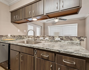 9200 W Bellfort Street - Photo Thumbnail 3