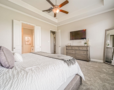 9507 Carson Lane - Photo Thumbnail 23
