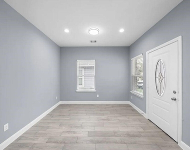 5222 Bataan Road - Photo Thumbnail 15