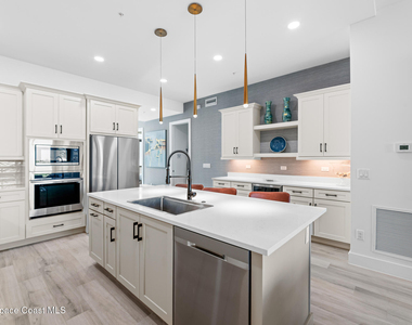 3031 Hafen Lane - Photo Thumbnail 12