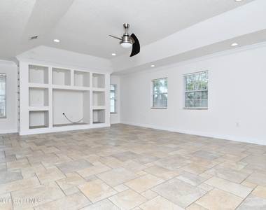 2185 Acacia Street Ne - Photo Thumbnail 7
