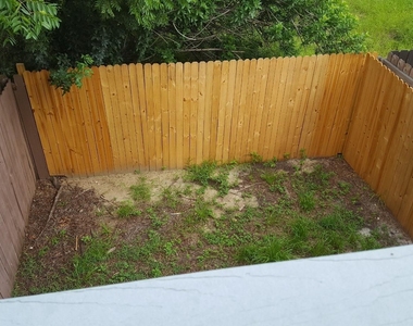 292 W Towne Place - Photo Thumbnail 7