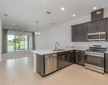 2688 Avalonia Drive - Photo Thumbnail 6