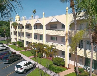 2361 Ecuadorian Way - Photo Thumbnail 42