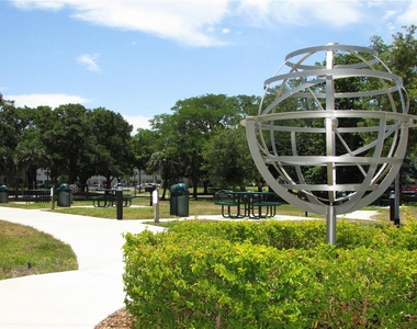 2361 Ecuadorian Way - Photo Thumbnail 76
