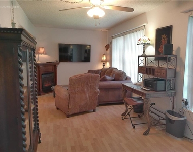 2361 Ecuadorian Way - Photo Thumbnail 39