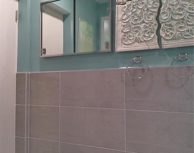 2361 Ecuadorian Way - Photo Thumbnail 25
