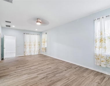 11852 Gavin Lane - Photo Thumbnail 22