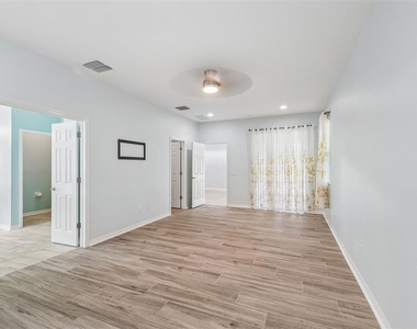 11852 Gavin Lane - Photo Thumbnail 21