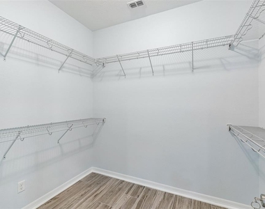 11852 Gavin Lane - Photo Thumbnail 23