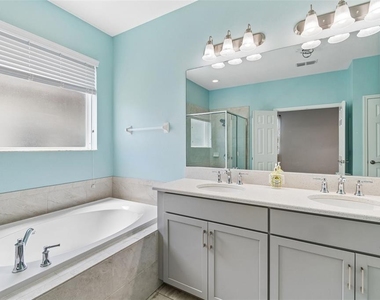 11852 Gavin Lane - Photo Thumbnail 27