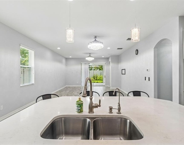 11852 Gavin Lane - Photo Thumbnail 11