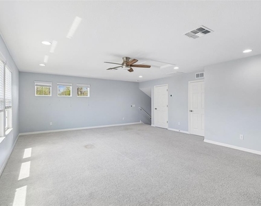 11852 Gavin Lane - Photo Thumbnail 40
