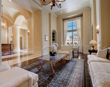 300 Beach Drive Ne - Photo Thumbnail 28
