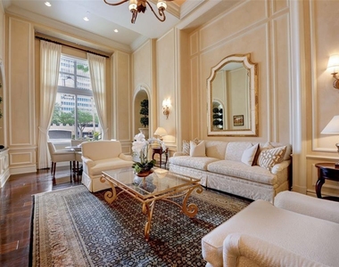 300 Beach Drive Ne - Photo Thumbnail 27