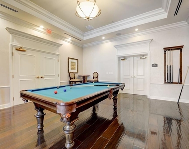 300 Beach Drive Ne - Photo Thumbnail 39